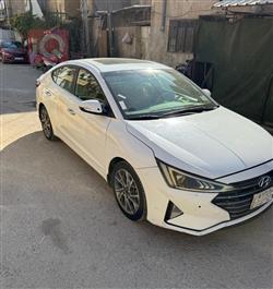 هیۆندای ئەلەنترا